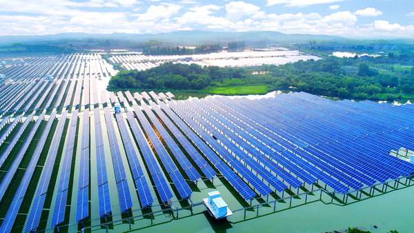 安吉草荡水库50MW“渔光互补”光伏发电项目